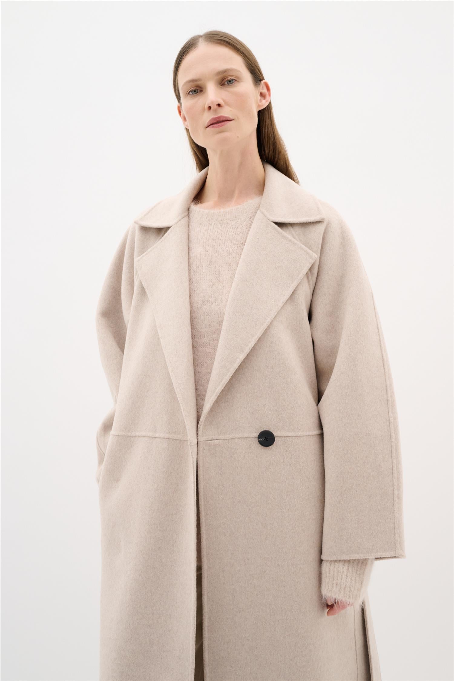 YillaIW Long Coat