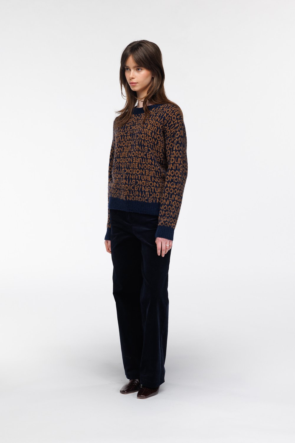 Lykke bokstav genser