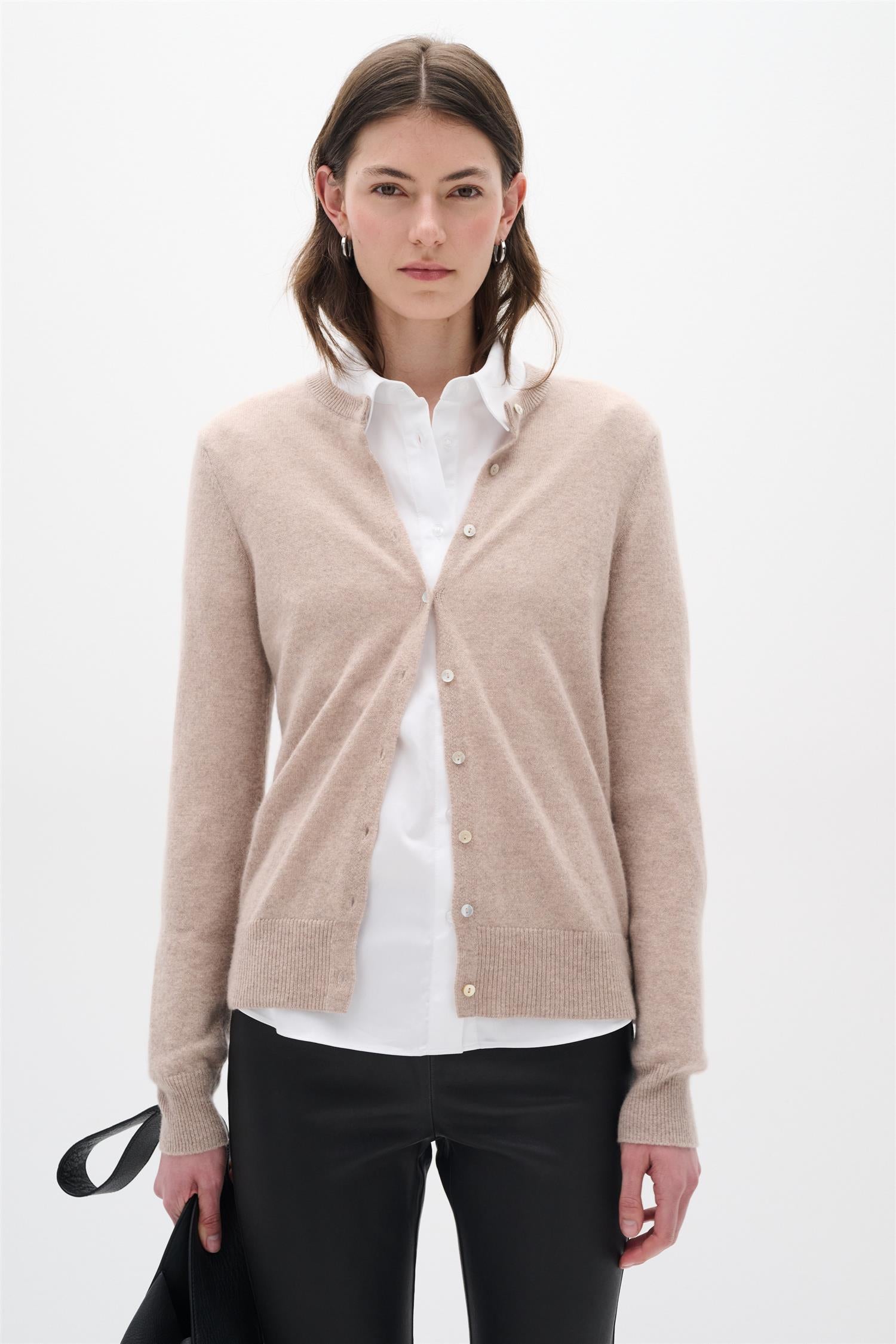LukkaIW Cardigan