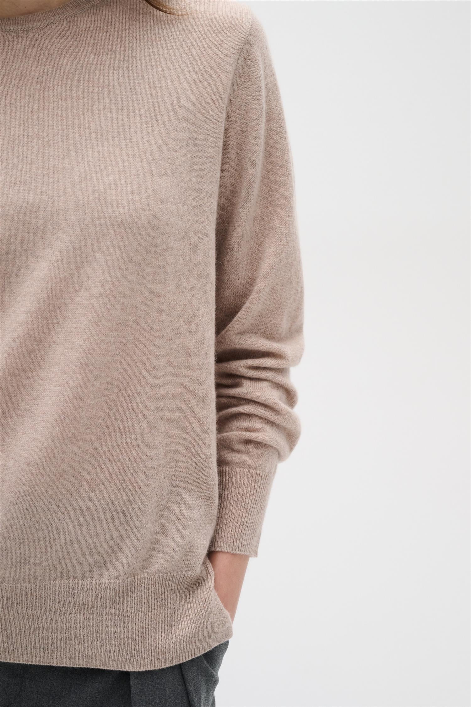 LukkaIW Crew-neck Pullover