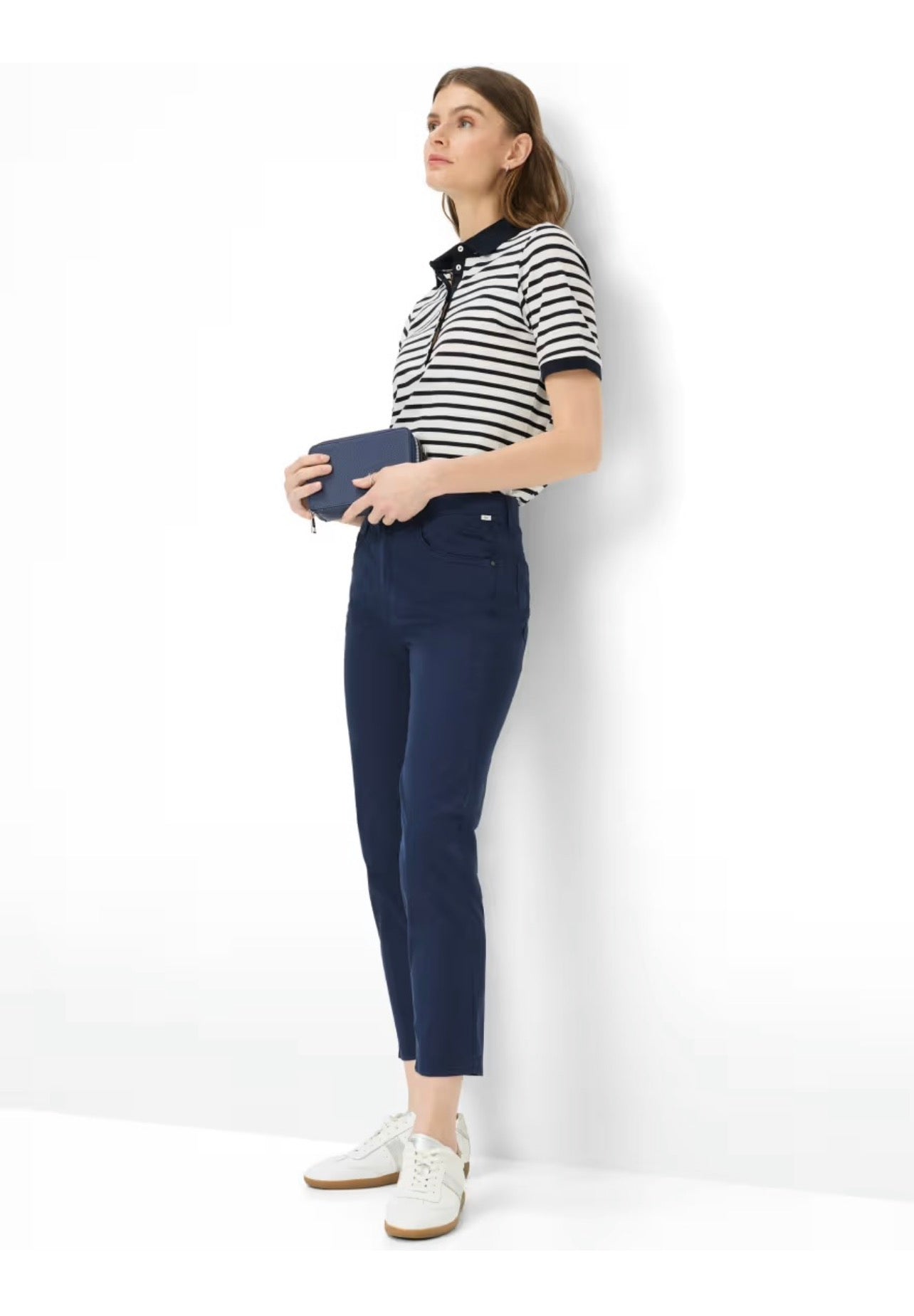 Style Mary S