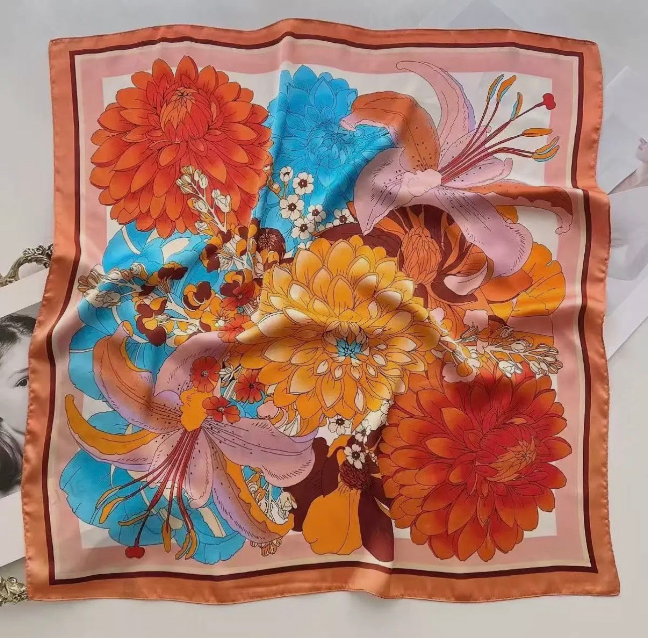 EXOTIC FLORAL SQUARE