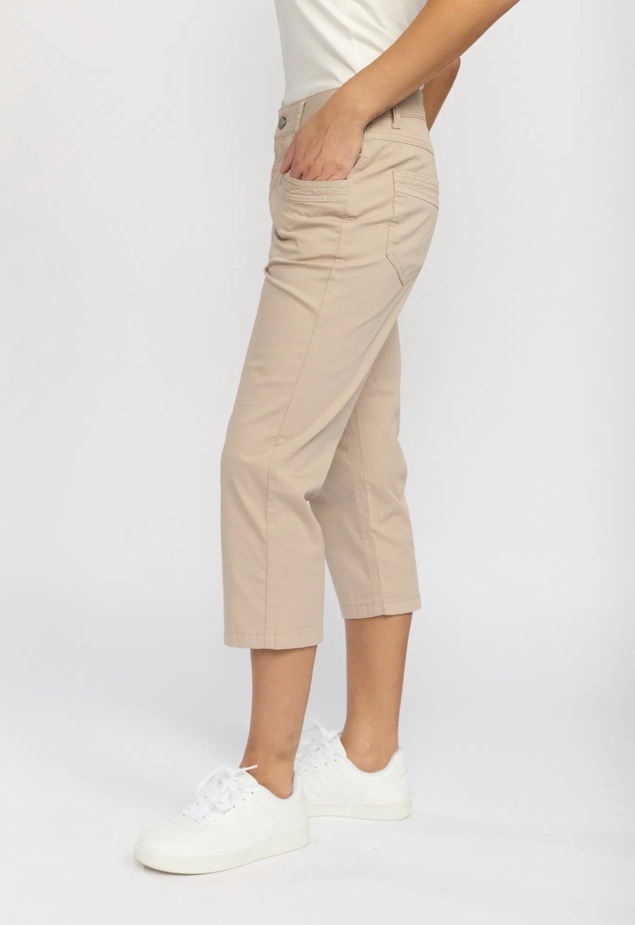 Amas Pant