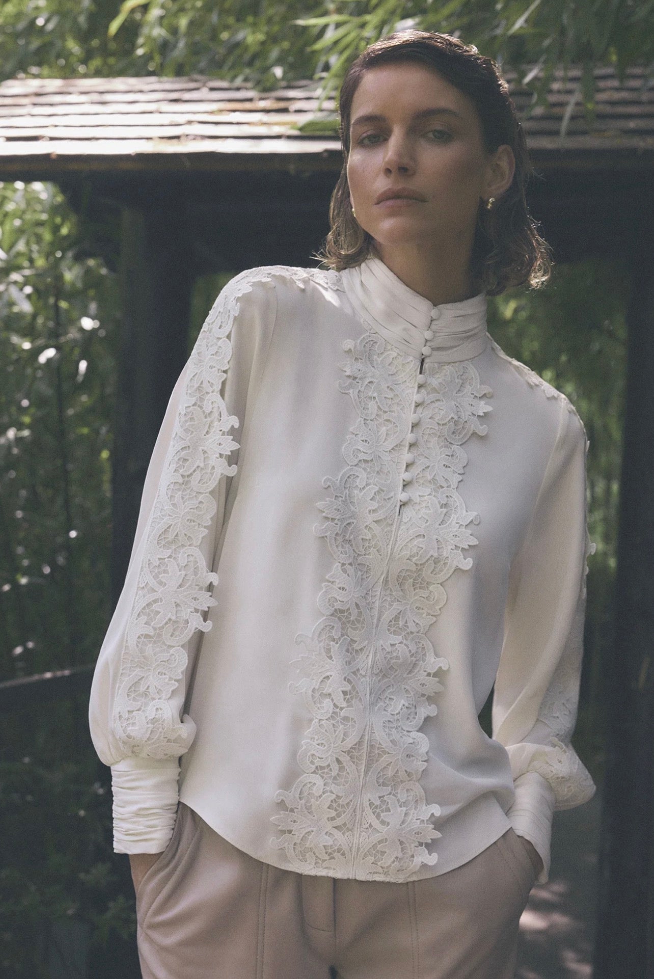 Cana, lace blouse