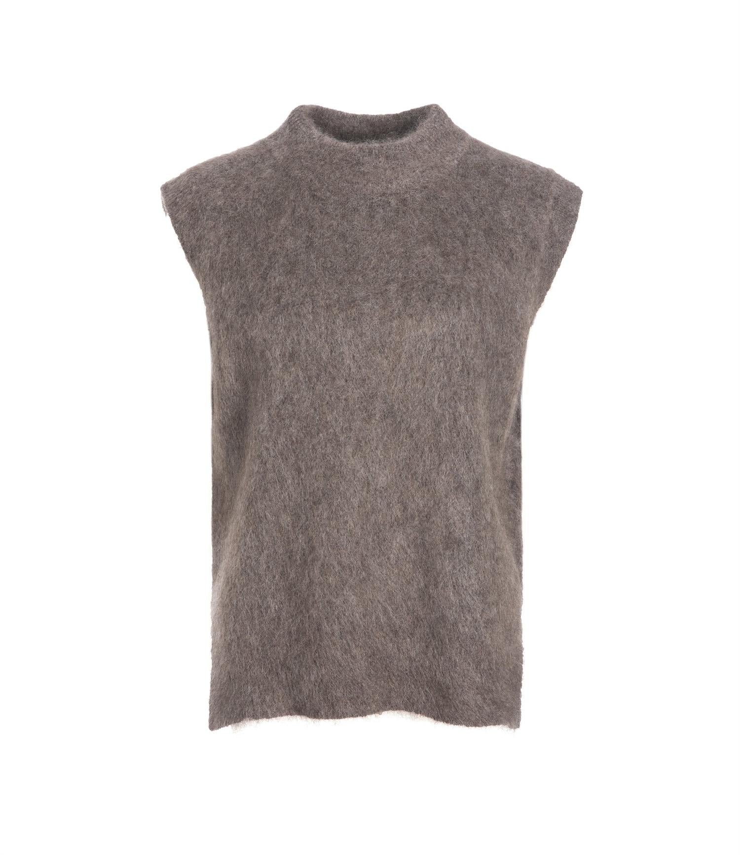Cole Vest