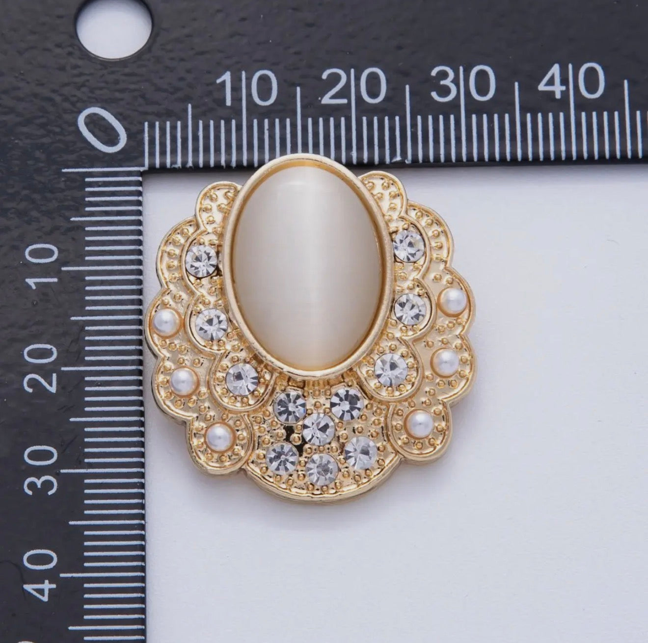 Vintage gold cat eye