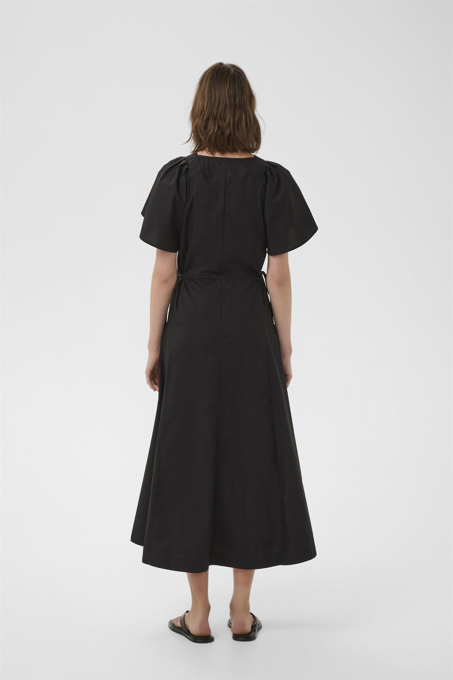Raveniw Dress